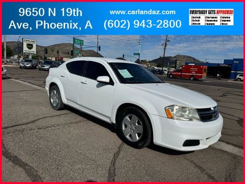 Used 2012 Dodge Avenger SXT image 1