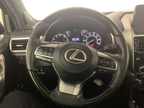 Used 2023 Lexus GX 460 Premium w/ Premium Package image 7