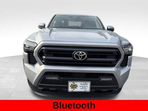 Used 2025 Toyota Tacoma SR5 image 9