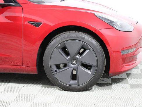 Used 2023 Tesla Model 3 Standard Range image 37