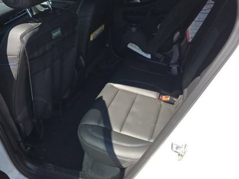 Used 2024 Buick Envista Sport Touring w/ Convenience I Package FWD image 10