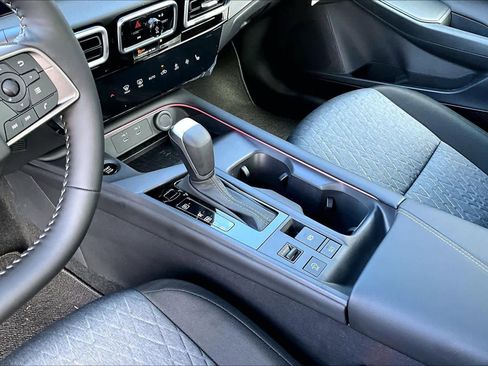 New 2026 Nissan Sentra SV FWD image 7