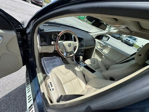 Used 2012 Volvo XC60 T6 image 12