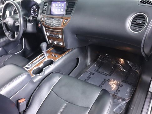 Used 2020 Nissan Pathfinder Platinum AWD/4WD image 50