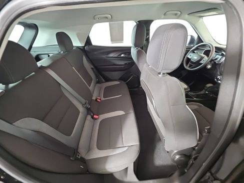 Certified 2023 Chevrolet TrailBlazer LS FWD image 35