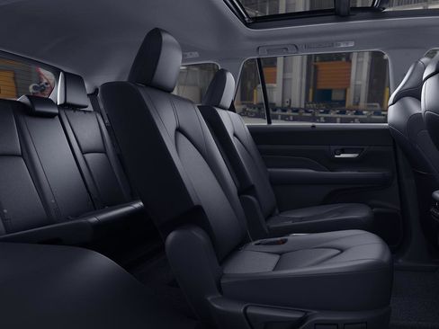 New 2026 Toyota Grand Highlander XLE image 21