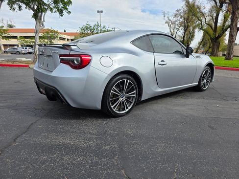 Used 2017 Subaru BRZ Limited RWD image 4