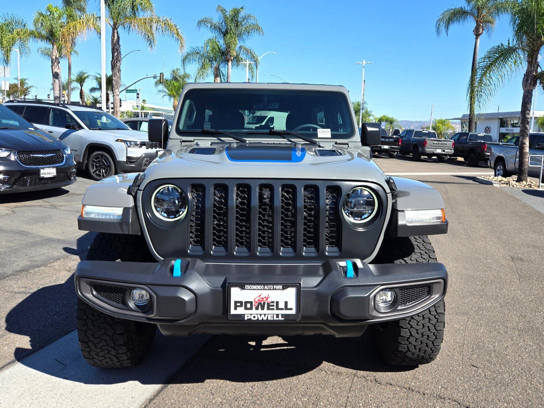 Certified 2023 Jeep Wrangler Unlimited Rubicon 4xe w/ Cold Weather Group AWD/4WD image 8