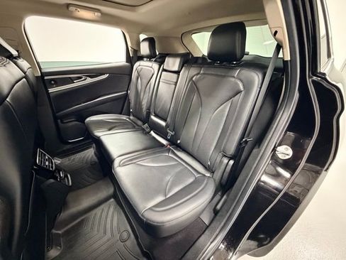 Used 2023 Lincoln Nautilus Reserve w/ Equipment Group 201A image 29