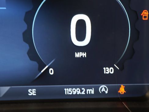 Used 2024 Ford Ranger Lariat w/ FX4 Off-Road Package image 13