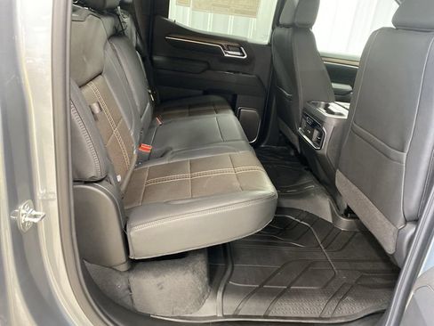 New 2026 Chevrolet Silverado 1500 High Country w/ High Country Premium Package AWD/4WD image 14