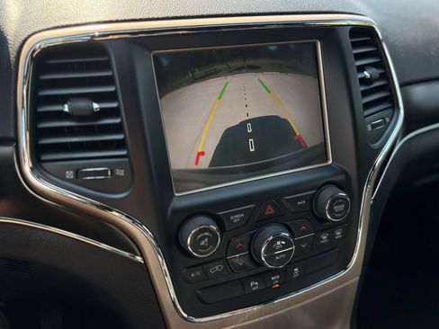 Used 2015 Jeep Grand Cherokee Limited AWD/4WD image 18