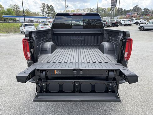 New 2026 GMC Sierra 1500 Denali w/ Technology Package AWD/4WD image 22