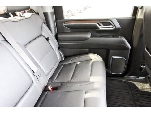 Used 2024 GMC Sierra 3500 Denali w/ Denali Reserve Package AWD/4WD image 10
