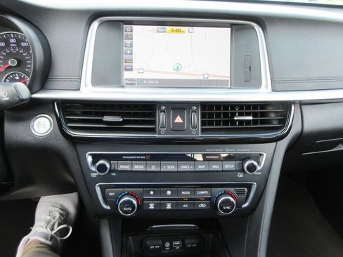 Used 2019 Kia Optima EX w/ EX Premium Package FWD image 33