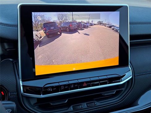 New 2026 Jeep Compass Latitude AWD/4WD image 59