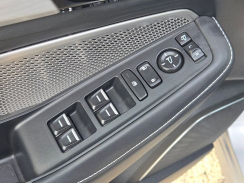 Used 2023 Acura MDX SH-AWD w/ Technology Package image 22