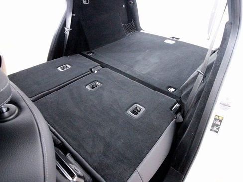 Used 2018 Mercedes-Benz GLE 350 4MATIC image 32