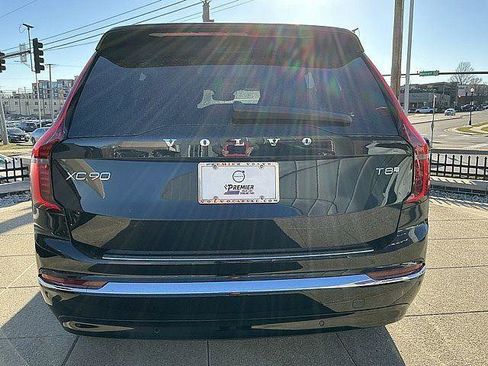 New 2026 Volvo XC90 T8 Ultra w/ Protection Package Premier AWD/4WD image 9