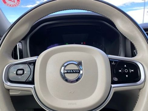 Used 2023 Volvo XC60 B5 Plus w/ Climate Package image 15