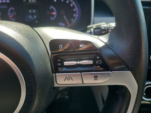 Certified 2023 Hyundai Tucson SEL AWD/4WD image 5