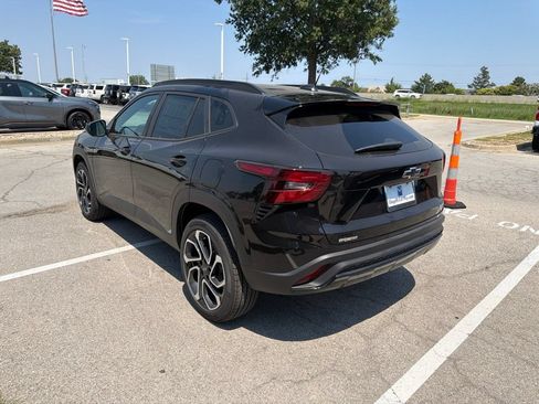 New 2026 Chevrolet Trax RS FWD image 5
