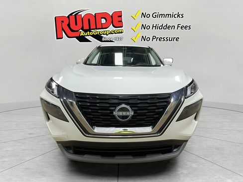 Used 2023 Nissan Rogue S AWD/4WD image 9