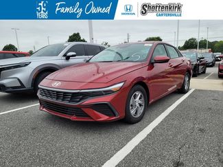 Used 2024 Hyundai Elantra SE FWD video 1