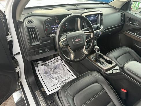Used 2022 GMC Canyon Denali image 15