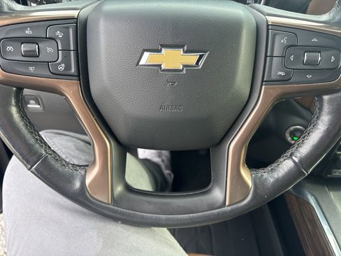 Used 2019 Chevrolet Silverado 1500 High Country w/ Technology Package image 23
