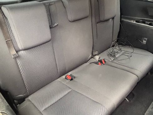 Used 2015 Toyota Highlander LE FWD image 15