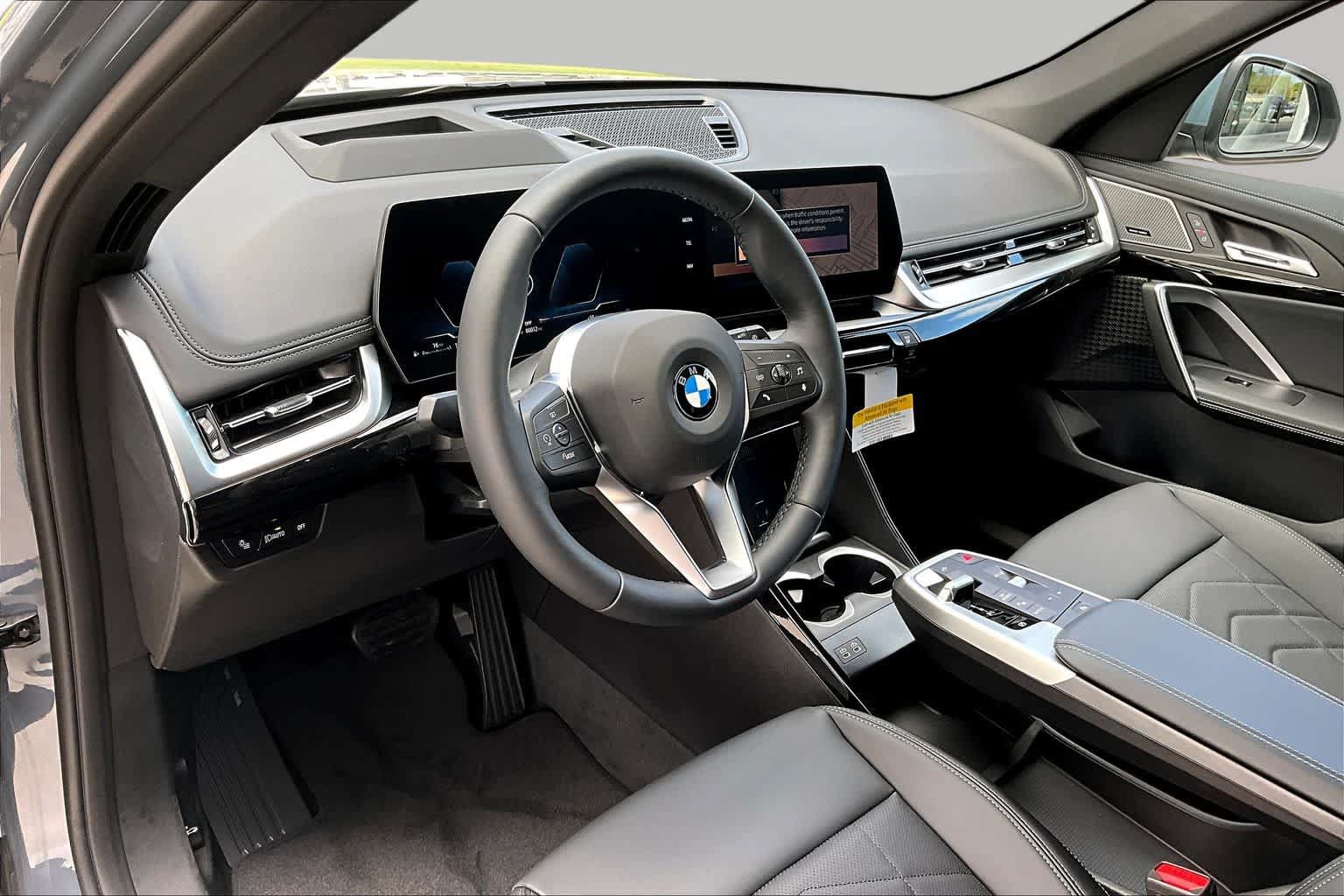 New 2026 BMW X1 xDrive28i w/ Technology Package AWD/4WD image 7