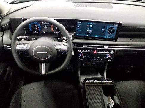 New 2026 Hyundai Tucson SEL image 3