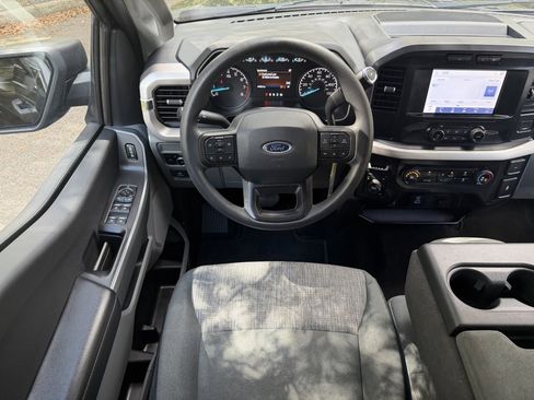 Used 2023 Ford F150 XLT image 15