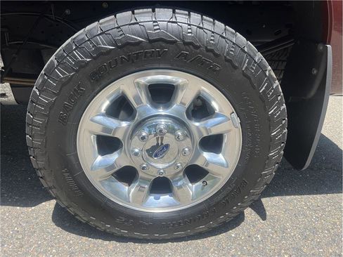 Used 2011 Ford F250 Lariat w/ Lariat Interior Pkg AWD/4WD image 10