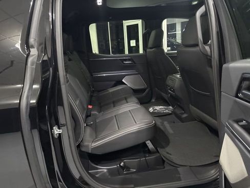 Certified 2025 GMC Sierra EV Denali image 32