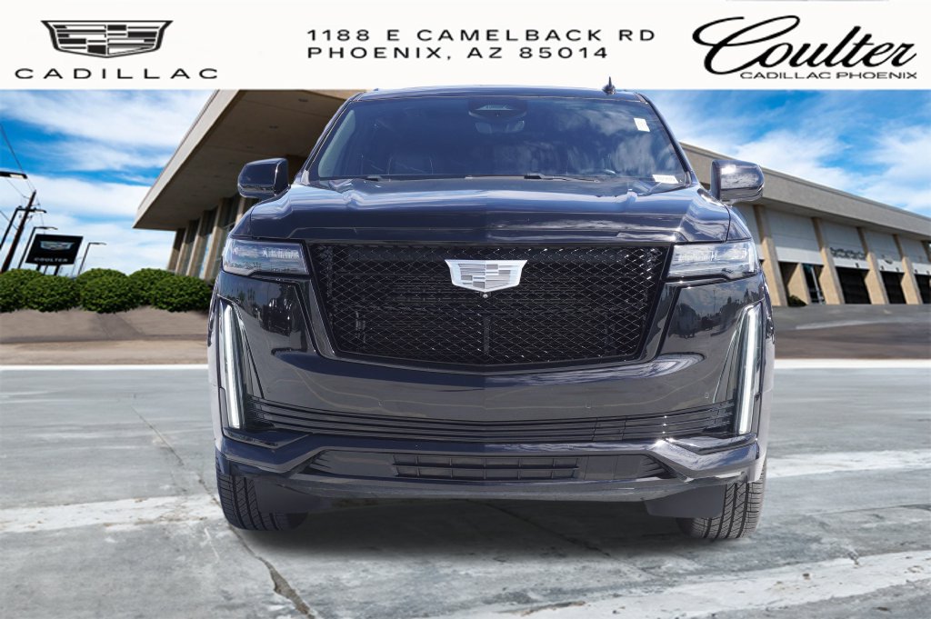 Used 2021 Cadillac Escalade ESV Sport w/ LPO, ONYX Package AWD/4WD image 5