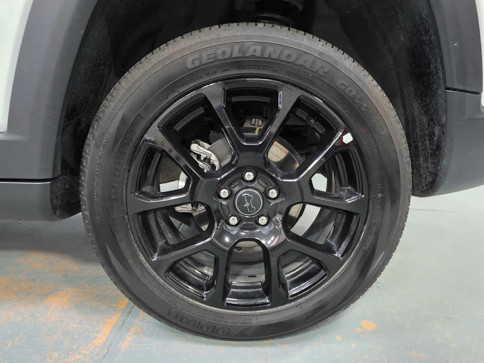 Used 2025 Jeep Compass Latitude w/ Convenience Group AWD/4WD image 12