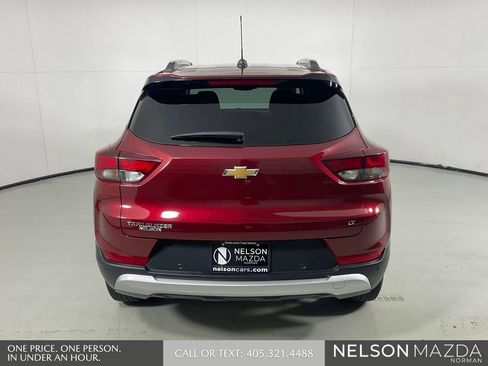Used 2024 Chevrolet TrailBlazer LT w/ Driver Confidence Package FWD image 7