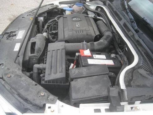 Used 2014 Volkswagen Jetta SE FWD image 32