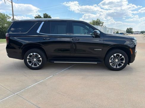 Used 2026 Chevrolet Tahoe LS RWD image 6