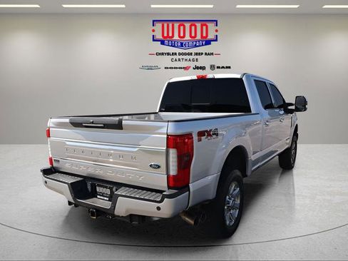 Used 2017 Ford F250 Platinum w/ Platinum Ultimate Package image 3