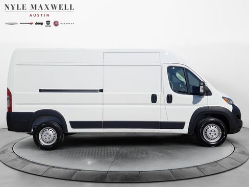 New 2026 RAM ProMaster 2500 w/ Convenience Group image 15