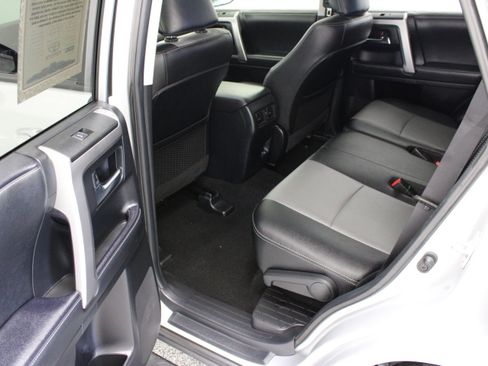 Used 2024 Toyota 4Runner SR5 Premium w/ Moonroof Package RWD image 29