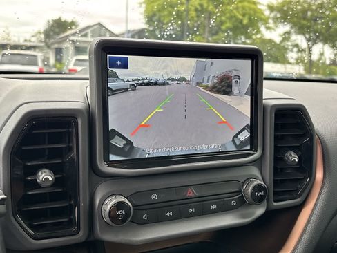 Used 2023 Ford Bronco Sport Outer Banks AWD/4WD image 19