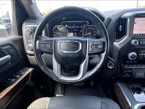 Used 2021 GMC Sierra 3500 Denali w/ Denali Ultimate Package AWD/4WD image 5
