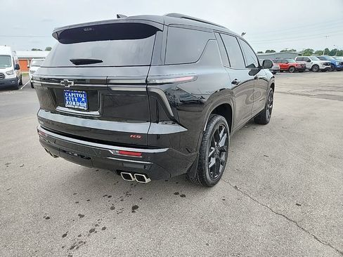 Used 2024 Chevrolet Traverse RS AWD/4WD image 5