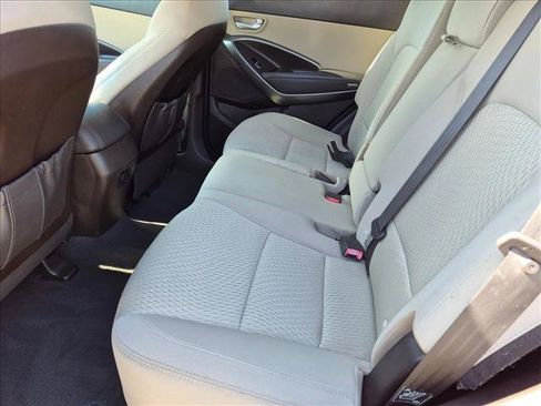 Used 2018 Hyundai Santa Fe Sport w/ 2.4L Value Package 02 FWD image 16