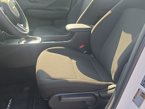 New 2026 Hyundai Kona SE FWD image 13