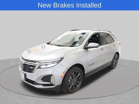Used 2023 Chevrolet Equinox RS AWD/4WD image 3